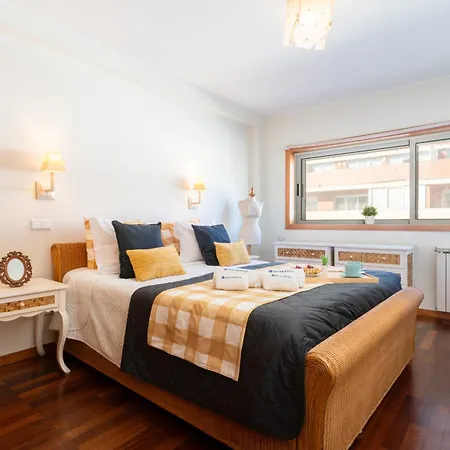 Host Wise - Homely Large Flat - Balcony Guimaraes Exterior photo